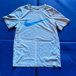 Boys size large Nike dry fit t-shirt